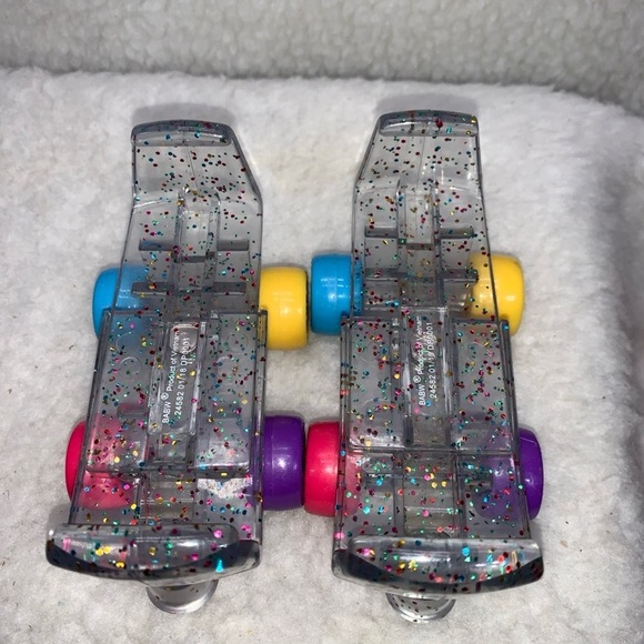 Build-A-Bear skates 2 pairs glitter multi colored and red with clear wheels - Picture 6 of 16